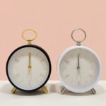 ساعت طلاکوب