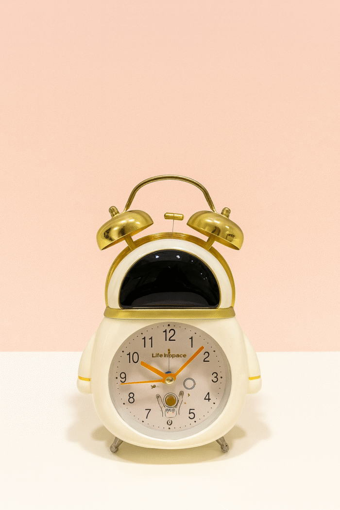 ساعت رومیزی طرح فضانورد - Image 3