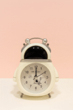 ساعت رومیزی طرح فضانورد - Image 5