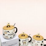 ماگ سرامیکی درب چوبی مدل گاو