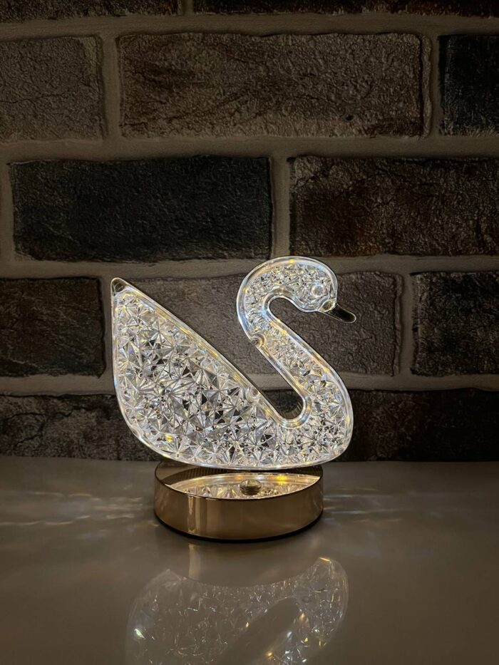 چراغ دکوری طرح قو شارژی سه‌ رنگ - Image 3