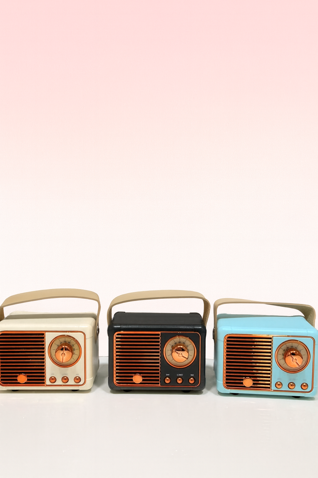 file_000000007b4471f494b1b60097195955 اسپیکر بلوتوث طرح رادیو قدیمی - Image 1